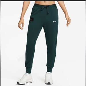 PORTLAND THORNS FC WOMEN'S 2023 SECONDARY SWEATPANTS Large like new
